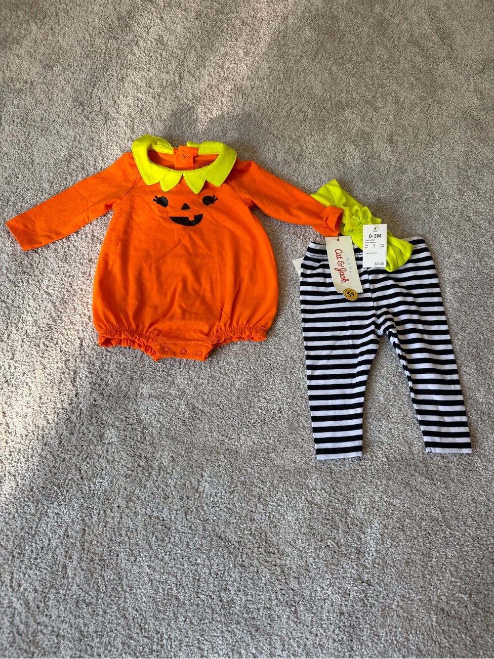 Cat & Jack Baby Girl 3 Piece Halloween Fall Pumpkin Outfit 0-3 Months NWT